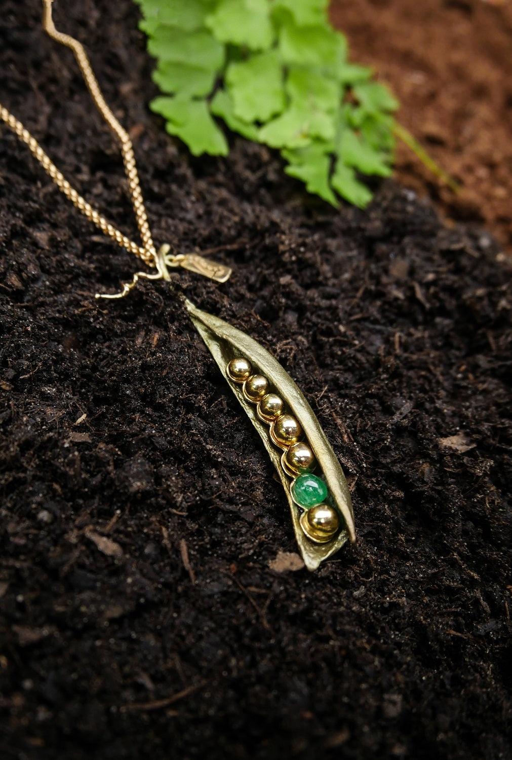 Pea Pod Pendant - Emerald with 6 Gold Peas - Michael Michaud Jewellery