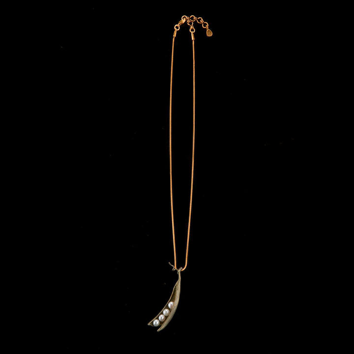 Pea Pod Pendant - 4 Pearls