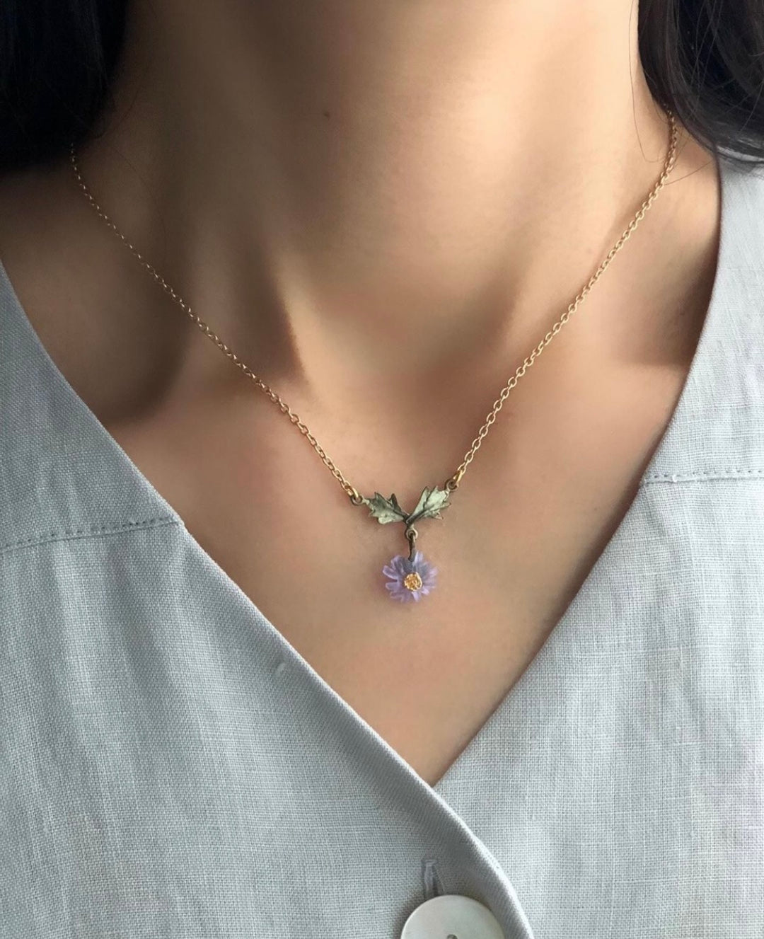 Aster Pendant - Dainty