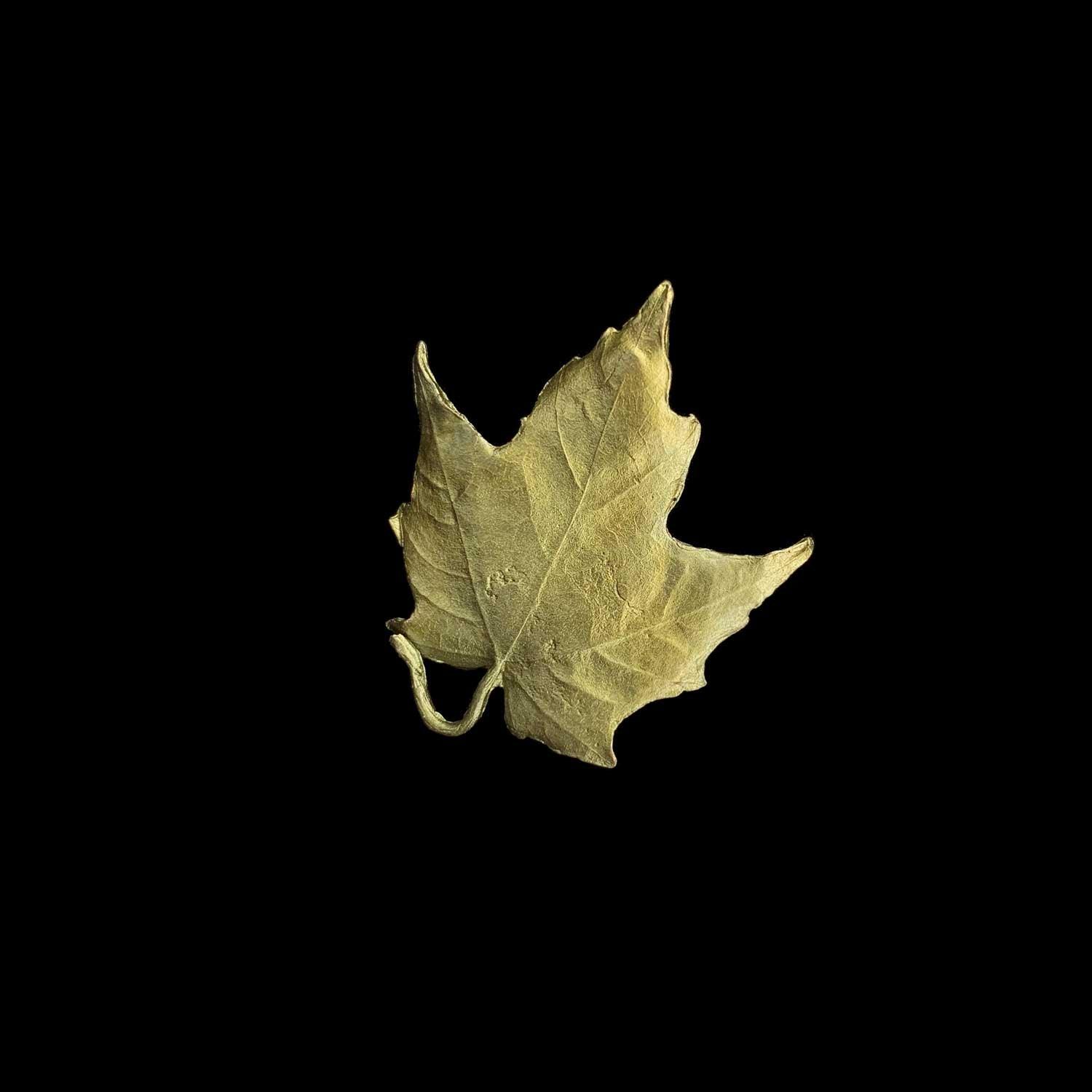 Maple Leaf Lapel Pin - Michael Michaud Jewellery
