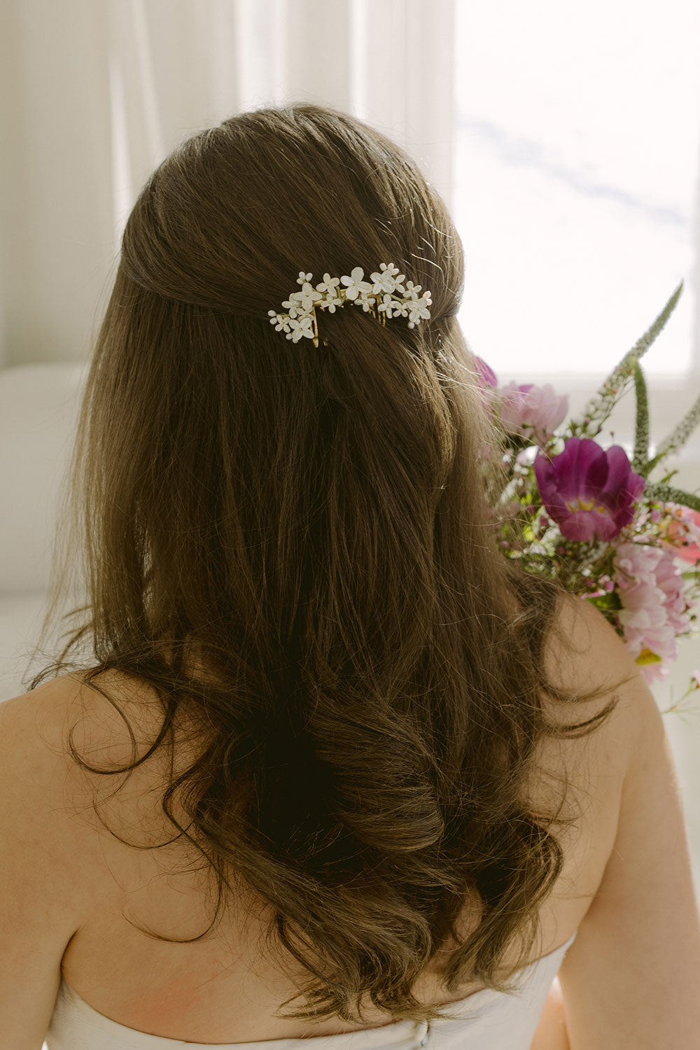 White Hydrangea Hair Comb (Gold Tone)