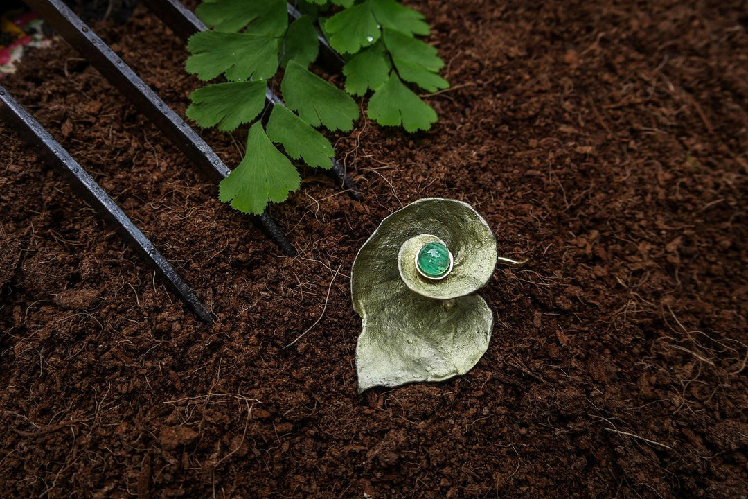 Spiral Geranium Brooch with Emerald - Michael Michaud Jewellery