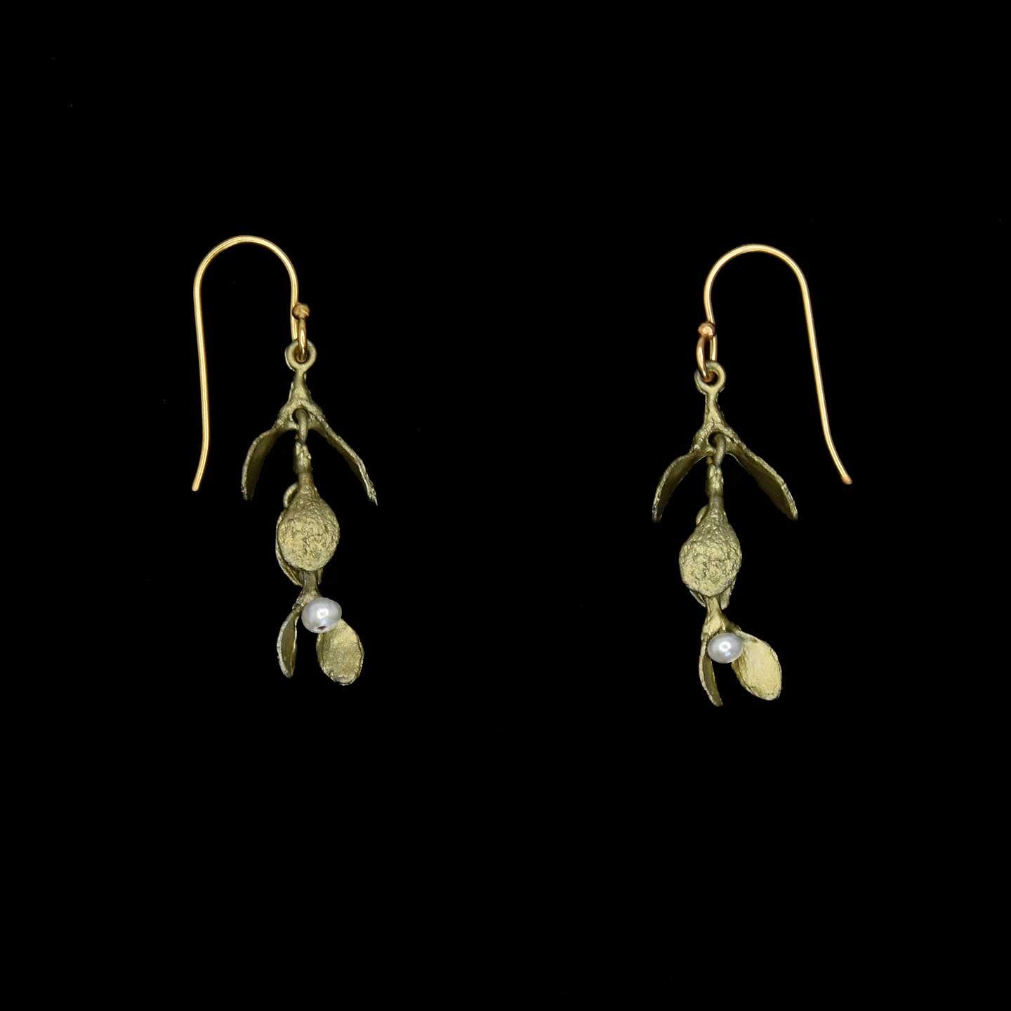 Mistletoe Earrings Dangle Wire