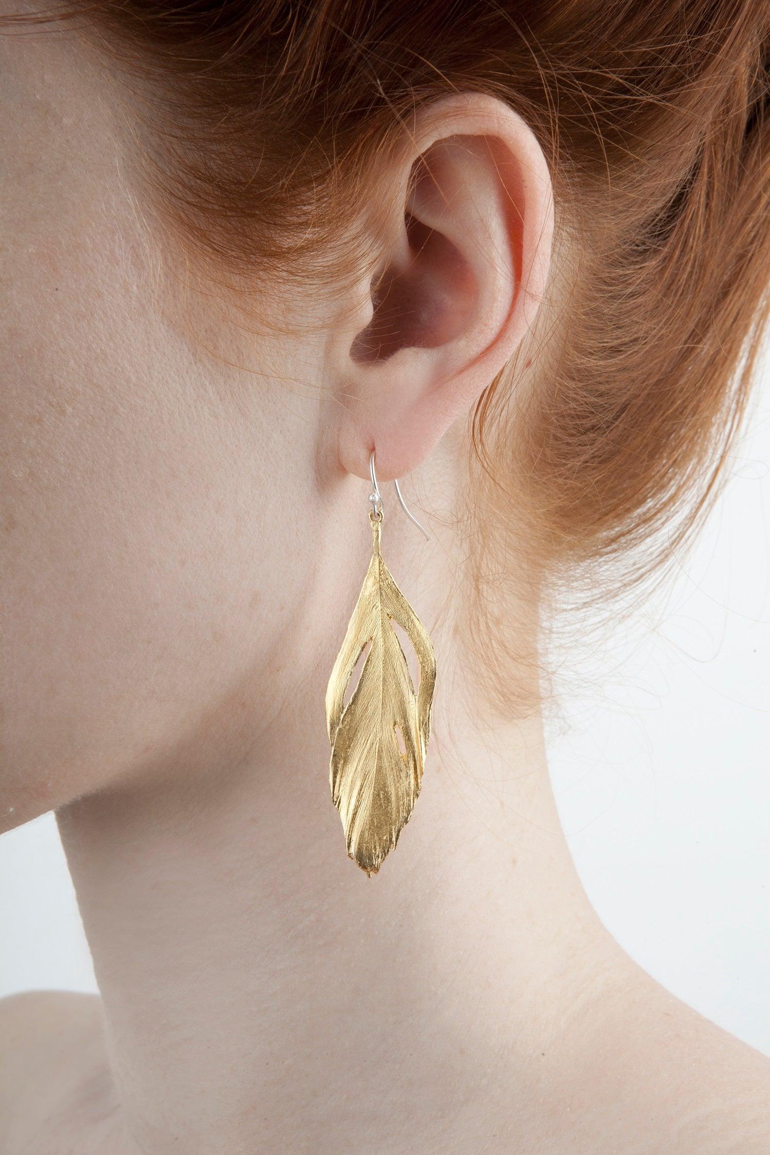 Feather Earring - Cut out Wire Gold - Michael Michaud Jewellery